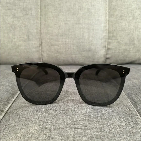 GENTLE MONSTER My Ma Sunglasses - Picture 9 of 16